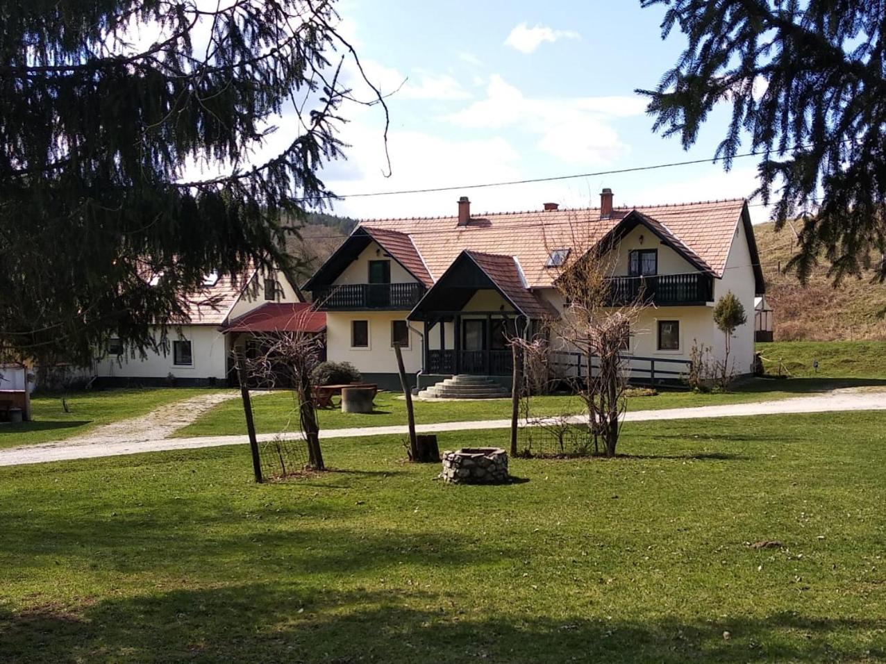 Panzio-Kemping Bekoelce Bekolce Zewnętrze zdjęcie