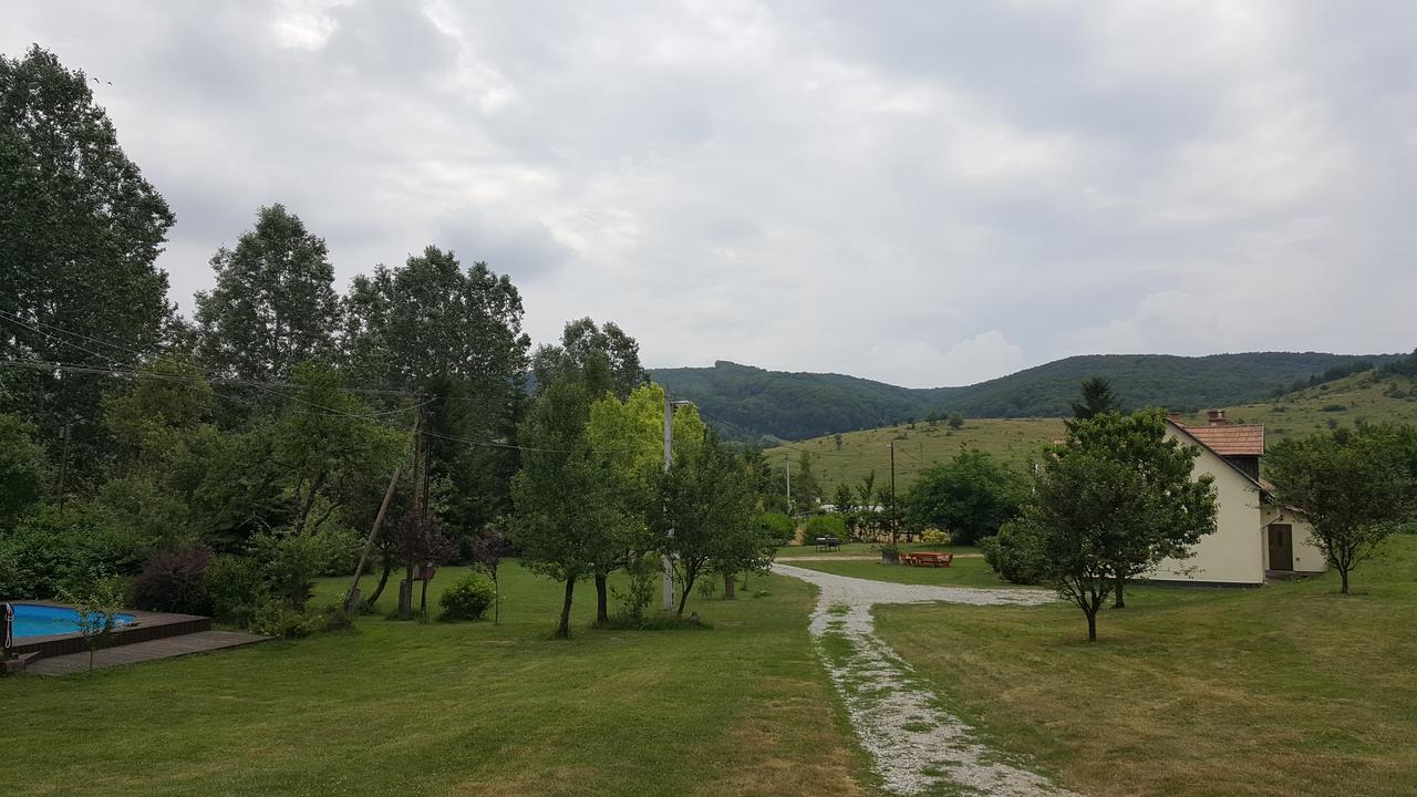 Panzio-Kemping Bekoelce Bekolce Zewnętrze zdjęcie